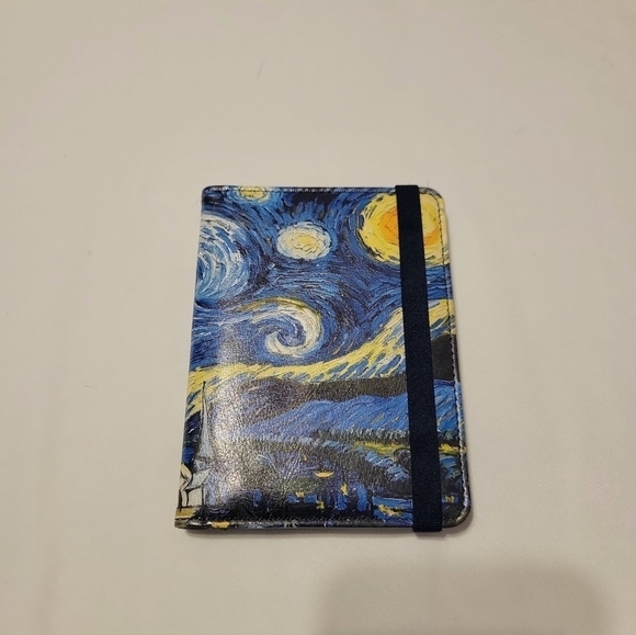 Van Gogh Starry Night Passport Holder - Picture 4 of 7